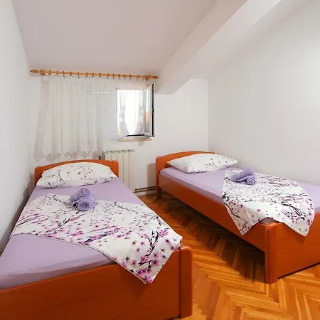 Apartments Daniela Trogir Exterior photo